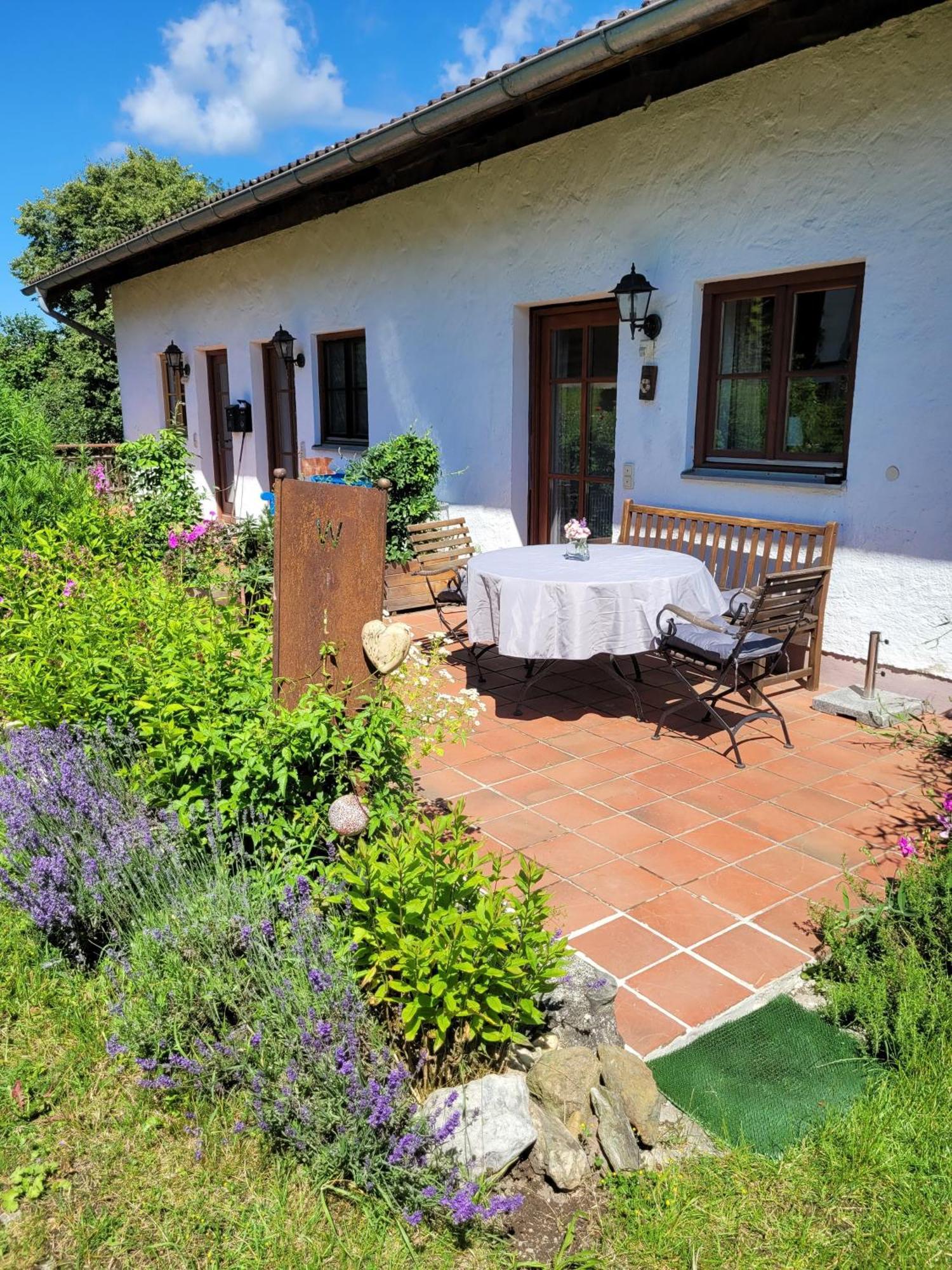 Gilg-Kraeuterhof Apartment Schnaitsee Bagian luar foto